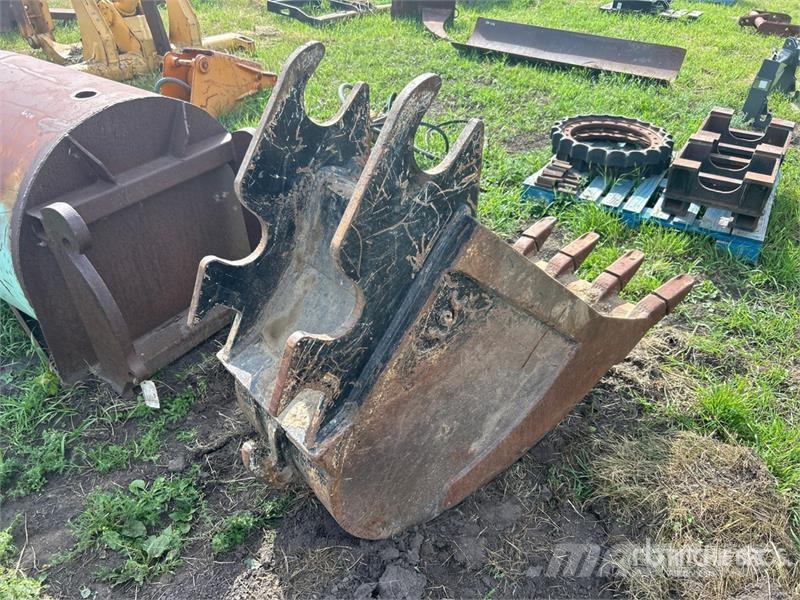  25 in Digging Excavator Bucket 挖斗