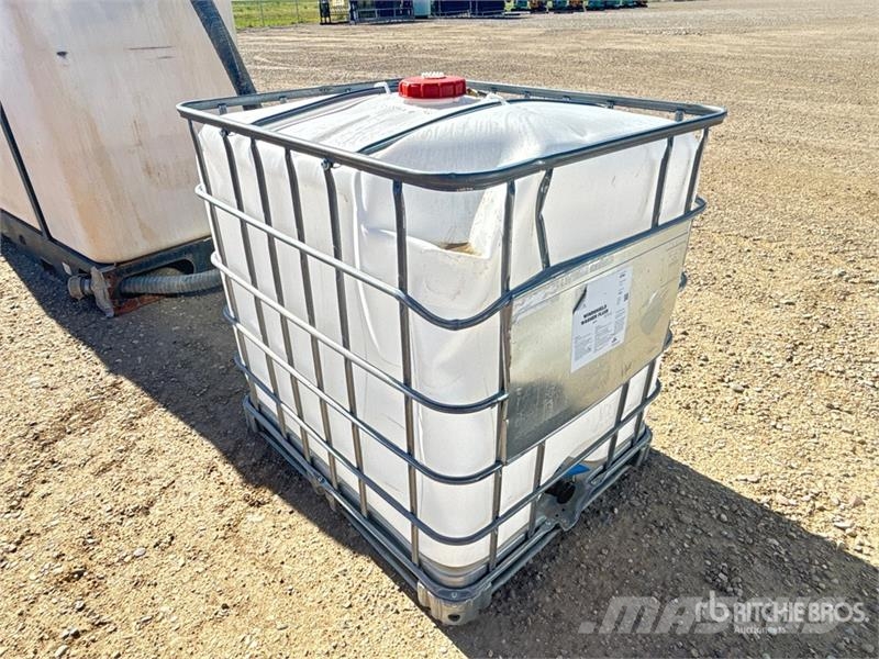 250 gal Skid Mounted Poly Washer Fluid Tank 연료 및 첨가제 탱크