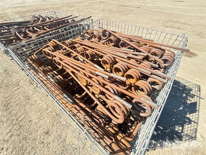 26 in x 12 in x 5/8 in Harrow Tines (Unused) Kiti naudoti statybos komponentai