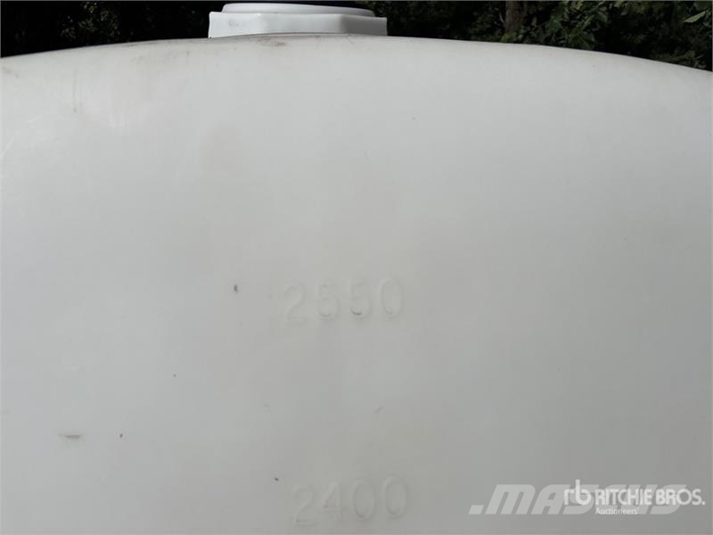 2635 gal Poly Water Tank Depósitos de combustible y aditivos