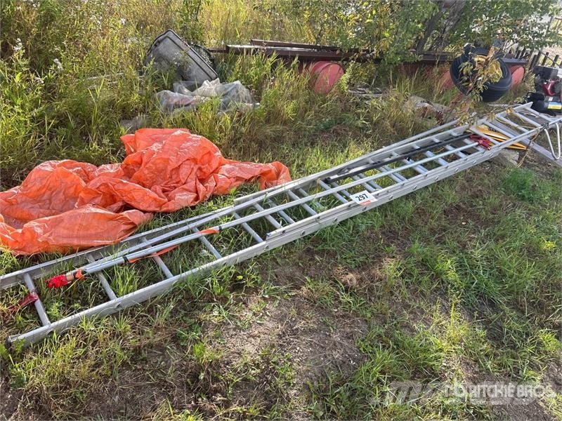28 ft Extension Ladder & Manual Pump Andre komponenter