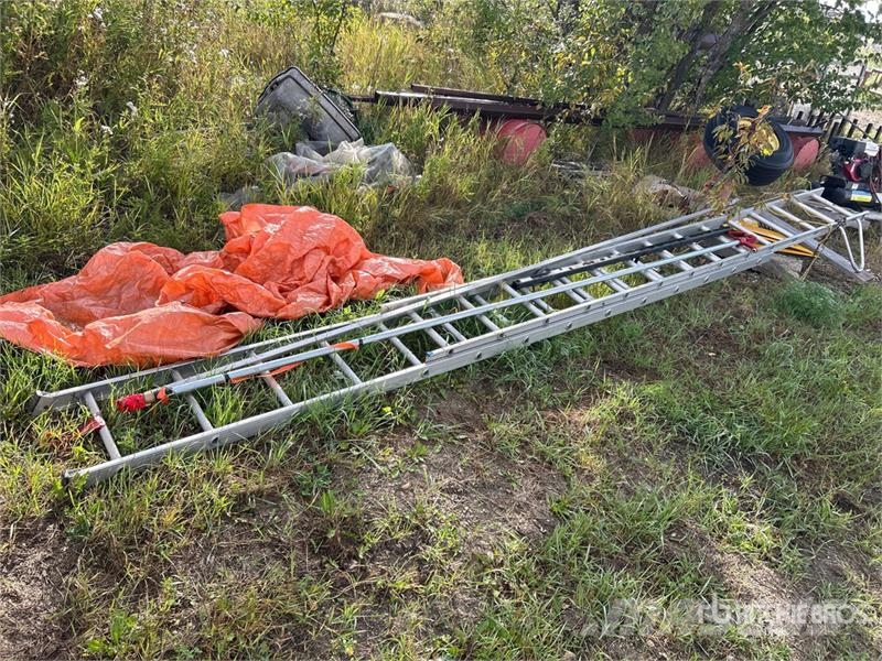 28 ft Extension Ladder & Manual Pump Andre komponenter