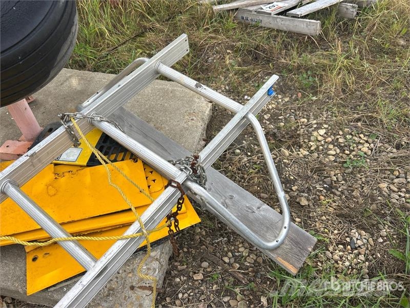 28 ft Extension Ladder & Manual Pump Andre komponenter