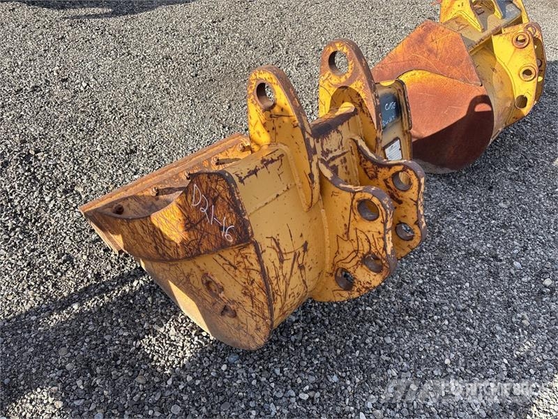 29 in Cleanup Excavator Bucket - Fits Case Kanalak