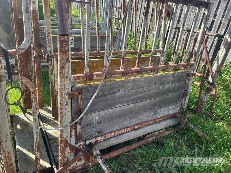 2W Squeeze Chute Muut maatalouskoneet