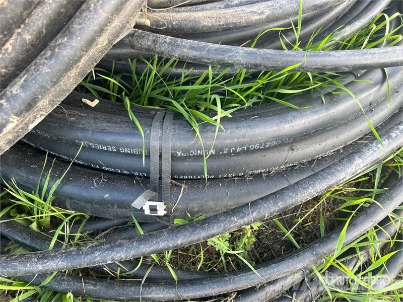 3/4 in - 2 in Utility Hose Drugi deli