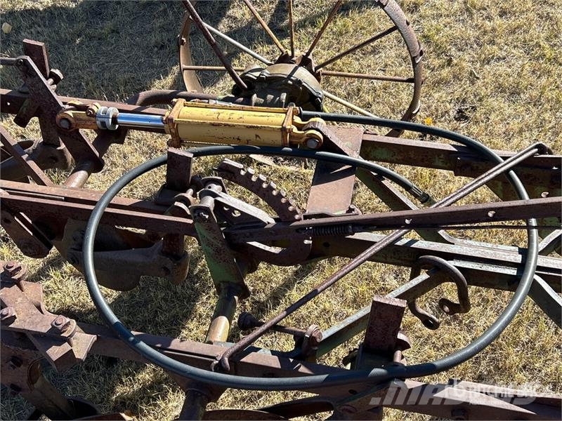 3 Bottom Breaking Plow Ekék