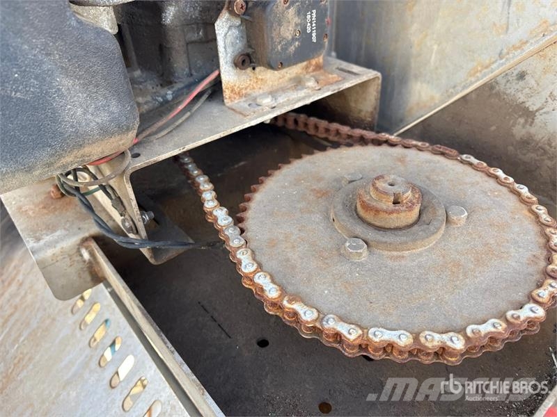  3 cyd Truck Mounted Sander معدات النقل - غير ذلك