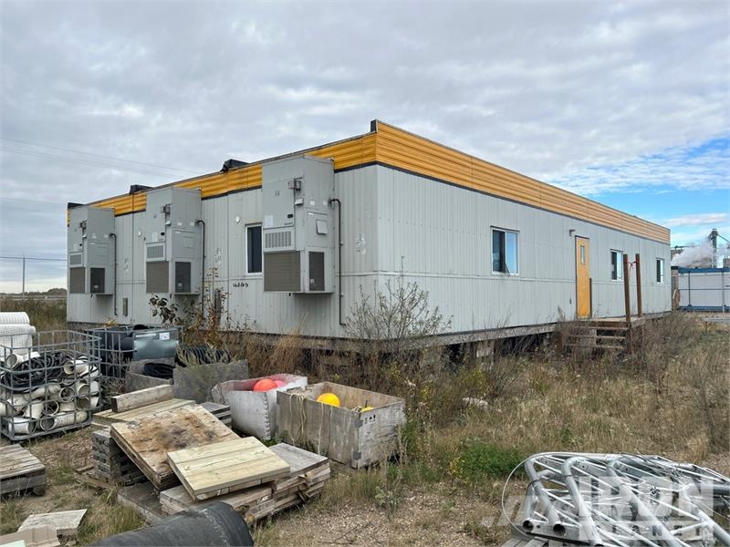 3 Unit 60 ft x 12 ft Mobile Camp Bivalni kontejnerji