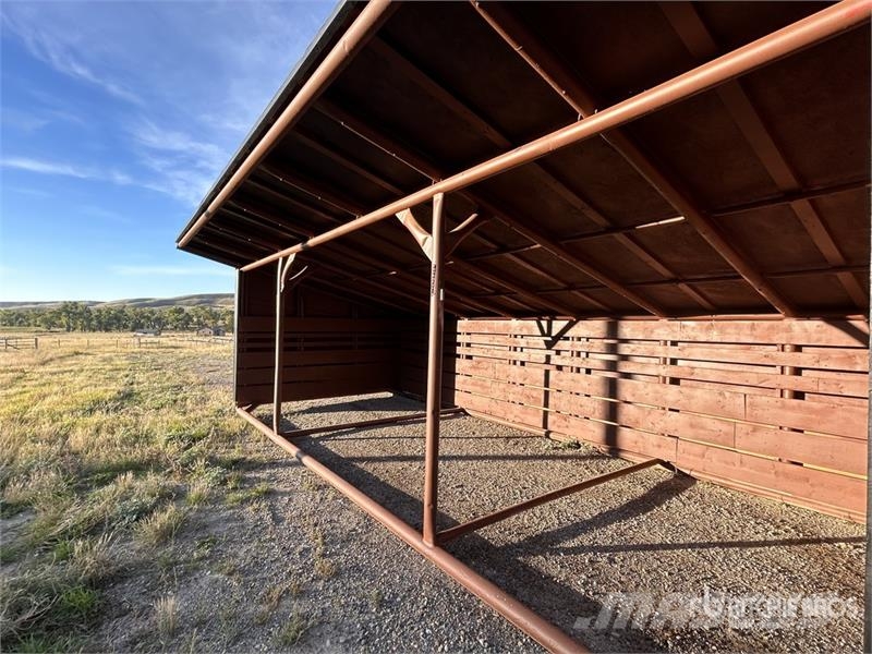 30 ft x 12 ft Heavy Duty Livestock Shelter Muut karjatalouskoneet ja lisävarusteet