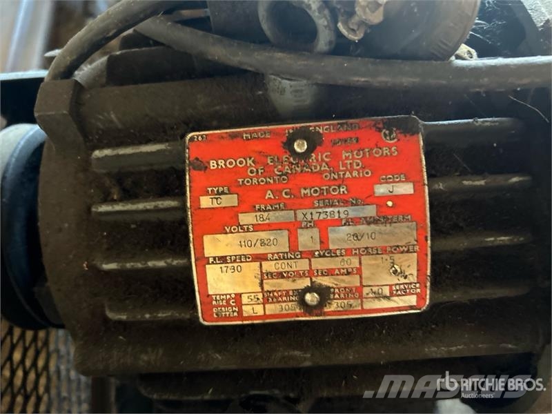  30 gal Air Compressor Compressors