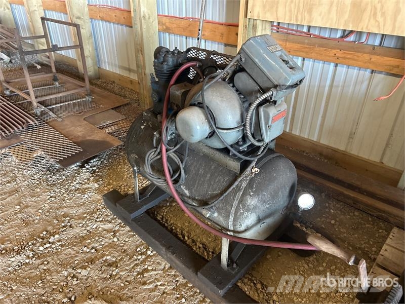  30 gal Air Compressor Compressors