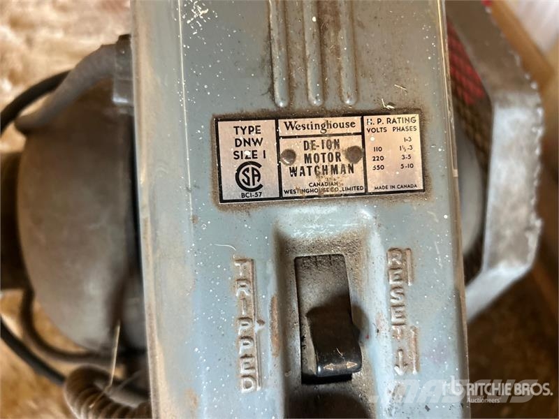  30 gal Air Compressor Compressors