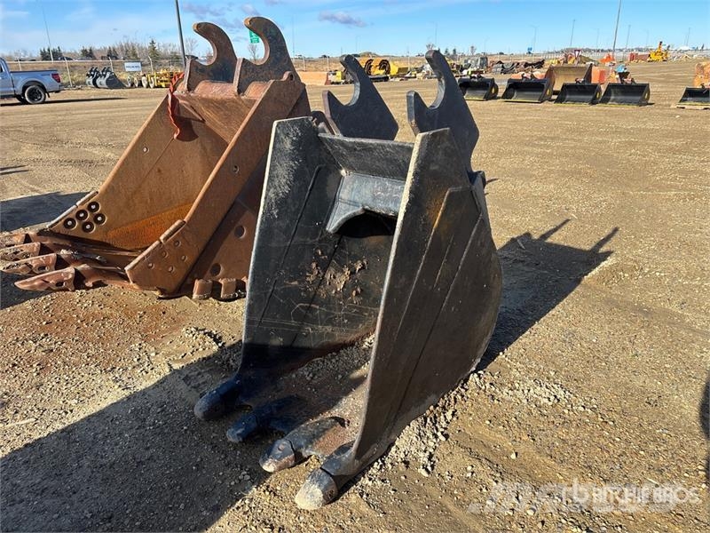  30 in Q/C Digging Excavator Bucket دلاء