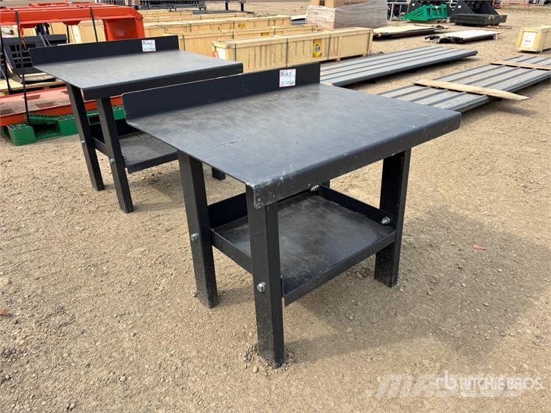  30 in x 40 in Welding Table Lauksaimniecība- Citi