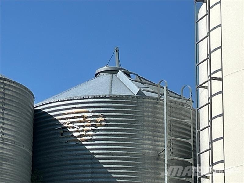 +/- 300 bu 3 Ring Grain Bin 作物プロセスッサーと収納ユニット/機械 - その他