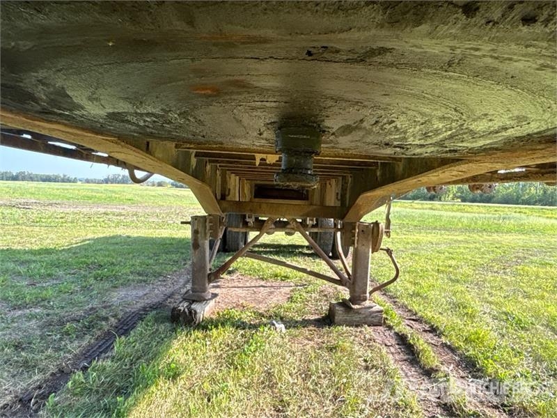 31 ft T/A Sprayer Tender Trailer Další