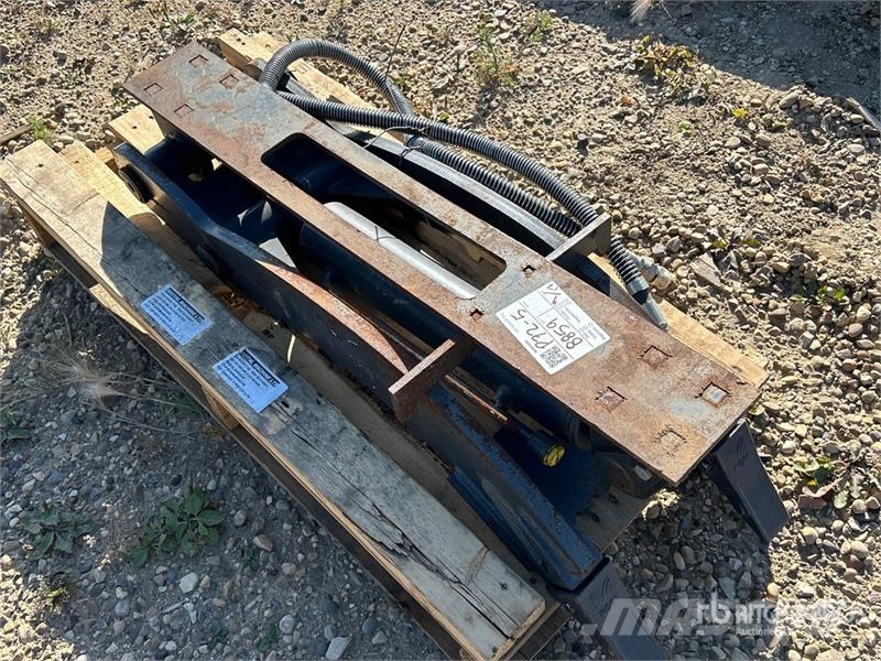  32 in Hydraulic Excavator Thumb - Fits Cat 304/305 دلاء