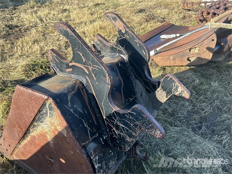 33 in Digging Excavator Bucket Godet