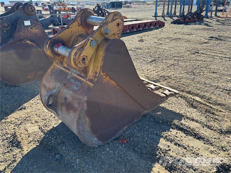 33 in Digging Excavator Bucket - Fits 300 Series Žlice
