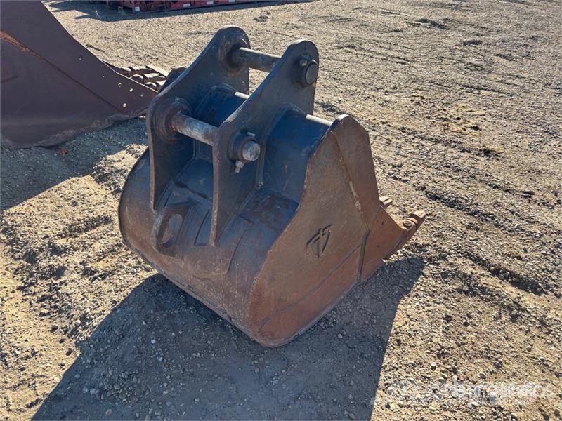 33 in Digging Pin Grab Excavator Bucket - Fits 250 Žlice