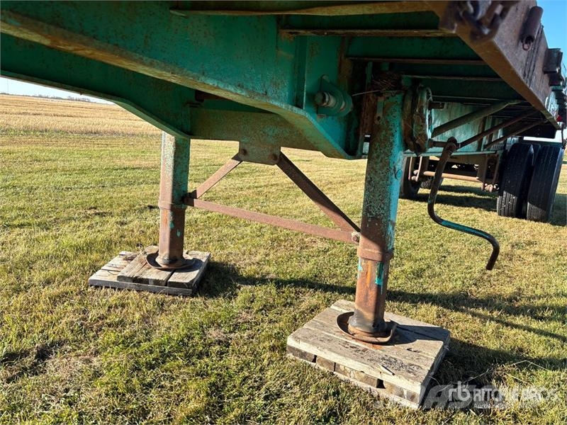  34 ft T/A Flatbed Trailer مقطوروات مسطحة/مفصلية الجوانب