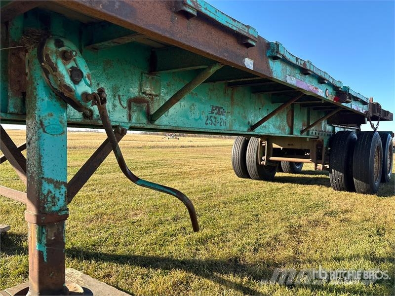  34 ft T/A Flatbed Trailer مقطوروات مسطحة/مفصلية الجوانب