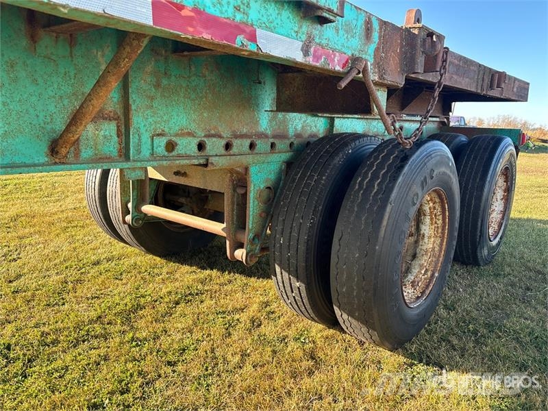  34 ft T/A Flatbed Trailer مقطوروات مسطحة/مفصلية الجوانب