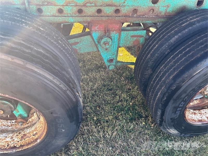  34 ft T/A Flatbed Trailer مقطوروات مسطحة/مفصلية الجوانب