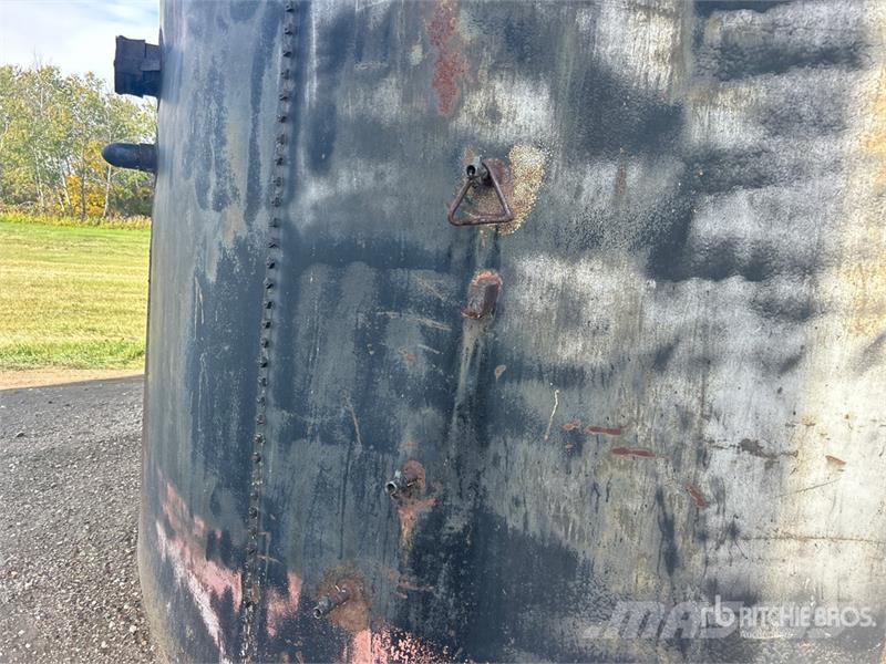 +/- 3400 bu Grain Bin Macchine/unitá di lavorazione e stoccaggio/altri