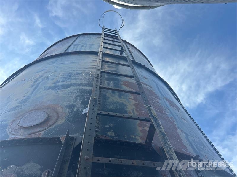 +/- 3400 bu Grain Bin Macchine/unitá di lavorazione e stoccaggio/altri