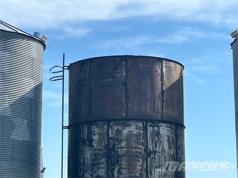 +/- 3400 bu Grain Bin Macchine/unitá di lavorazione e stoccaggio/altri