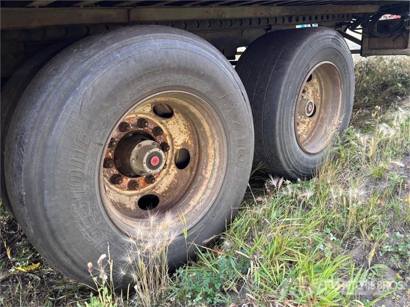 35 ft x 102 in T/A Van Trailer Прицепы-фургоны