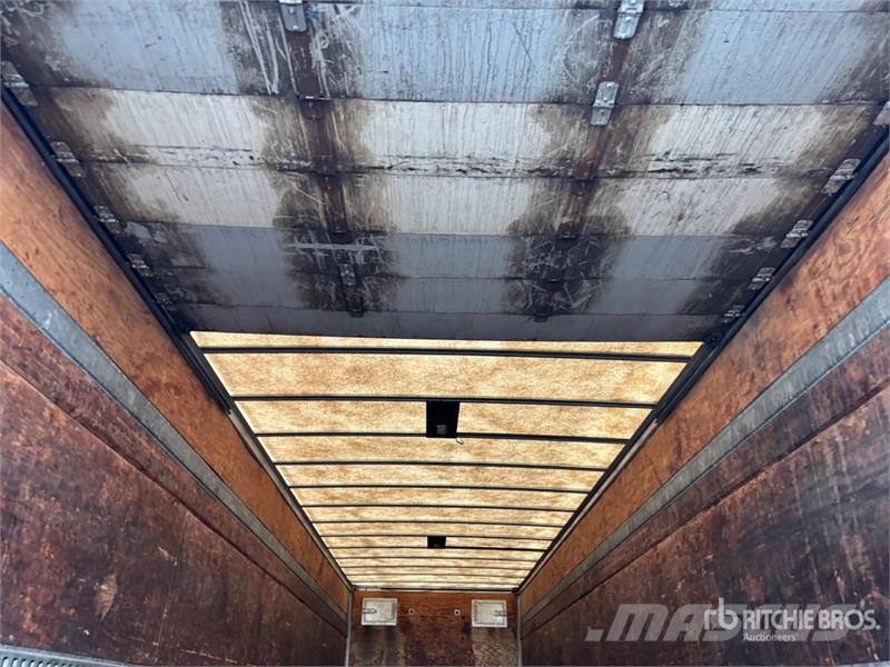 35 ft x 102 in T/A Van Trailer Прицепы-фургоны
