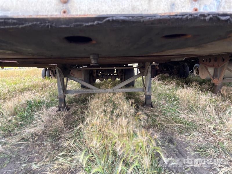 35 ft x 102 in T/A Van Trailer Прицепы-фургоны