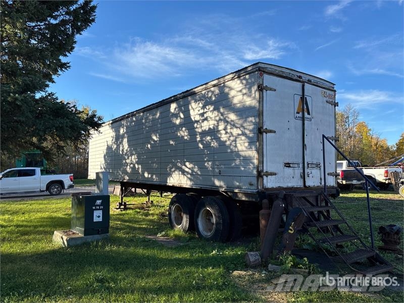 36 ft T/A Storage Van Trailer Remorque Fourgon