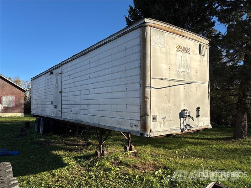 36 ft T/A Storage Van Trailer Remorque Fourgon