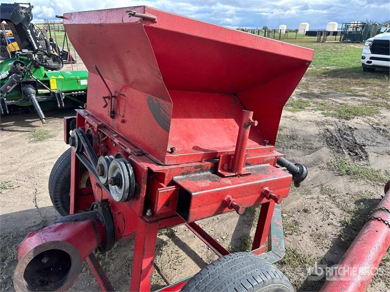 36 ft x 35 ft Roller Mill Muut maatalouskoneet
