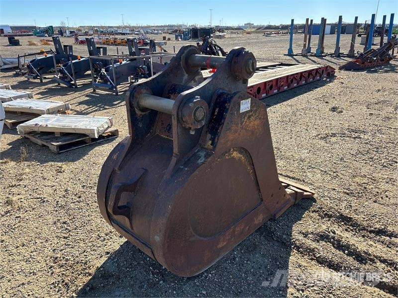  36 in Digging Excavator Bucket - Fits Kobelco SK35 دلاء