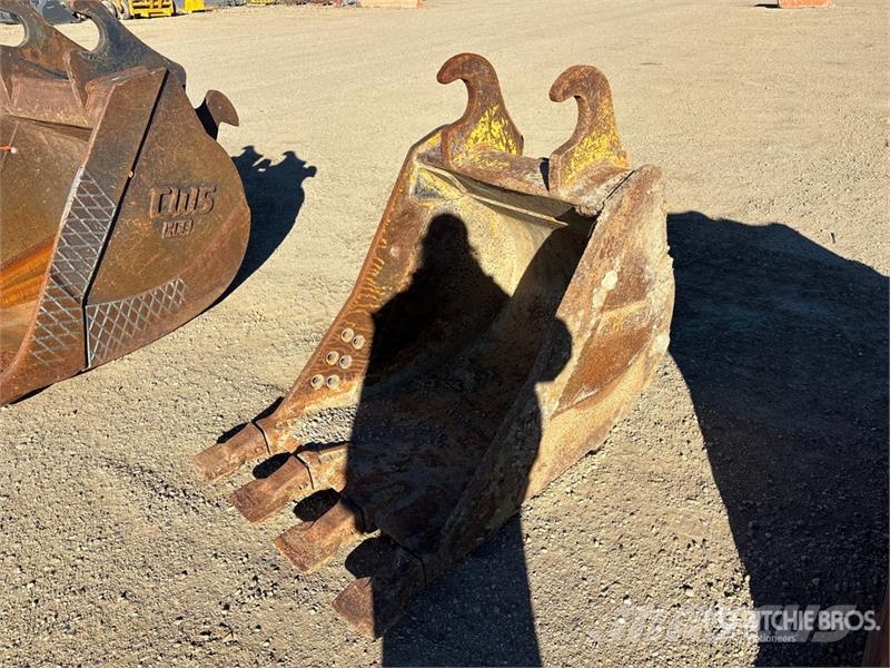  36 in Q/C Digging Excavator Bucket دلاء
