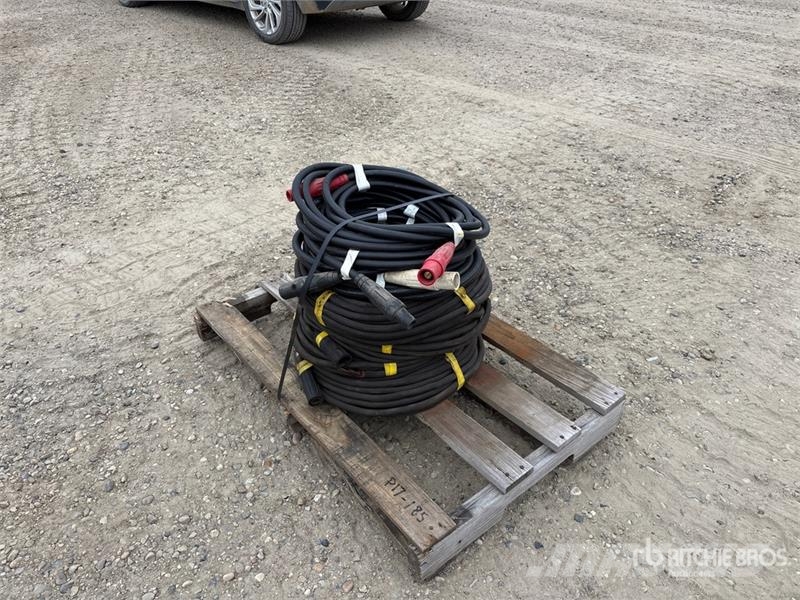  370 ft of Welding Cable ماكينات زراعية - غير ذلك