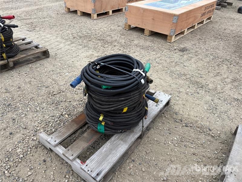  371 ft of Welding Cable ماكينات زراعية - غير ذلك