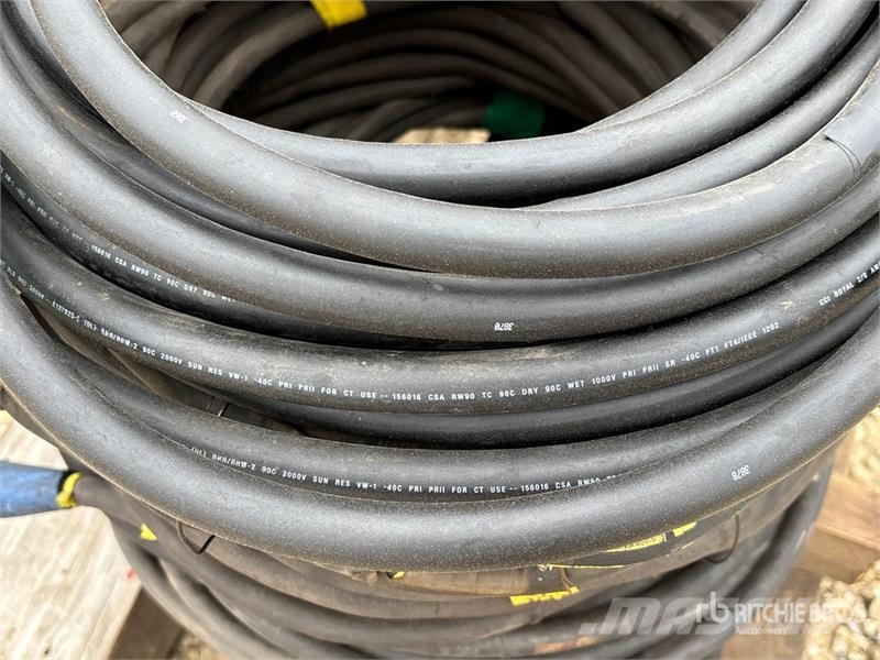  371 ft of Welding Cable ماكينات زراعية - غير ذلك
