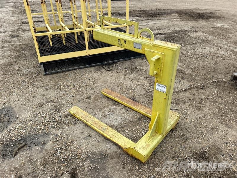 38 in Crane Pallet Forks Vilice