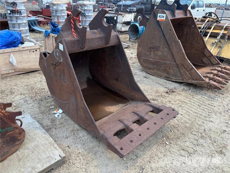  38 in Q/C Digging Excavator Bucket - Fits 250 Seri دلاء