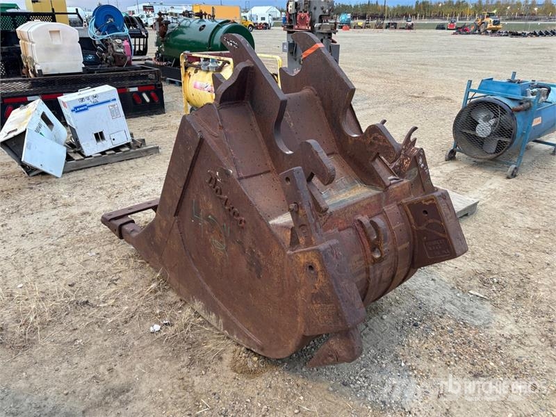  38 in Q/C Digging Excavator Bucket - Fits 250 Seri دلاء
