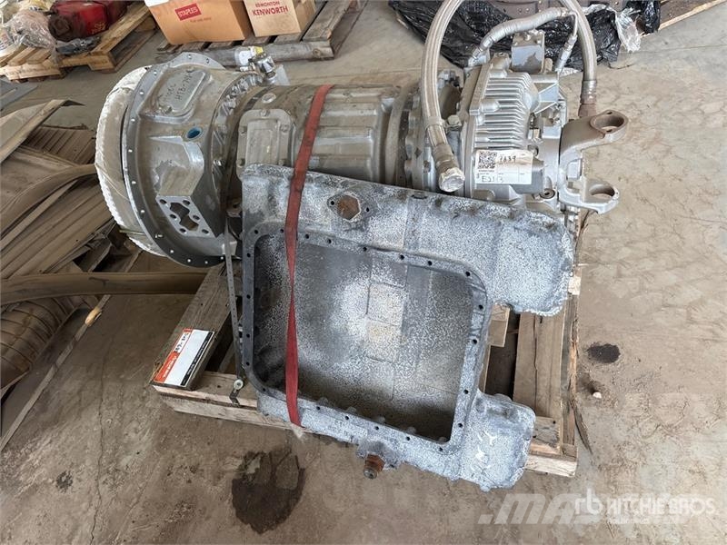 4 Speed Allison Truck Transmission (Unused) Versnellingsbakken