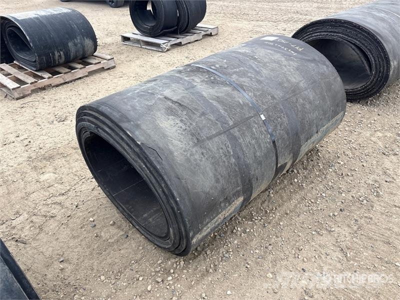 40 ft of 54 in x 1 in Rubber Mats (Unused) Drilling equipment accessories and spare parts