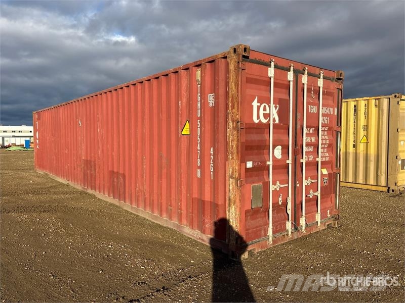 40 ft Quantity of (2) ft Storage Container Raktárkonténerek