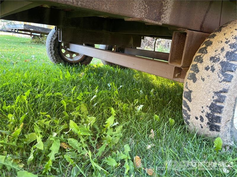 40 ft T/A Bee Hut Trailer Agriculture - Others